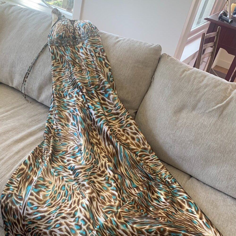 Formal Sean Couture, Size xs, Floor Length Gown. Neutral/Tiffany Blue.